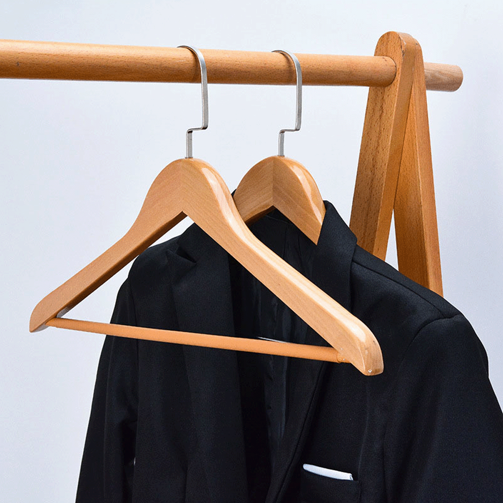 WOODEN CLOTHES HANGER 44.5x2cm