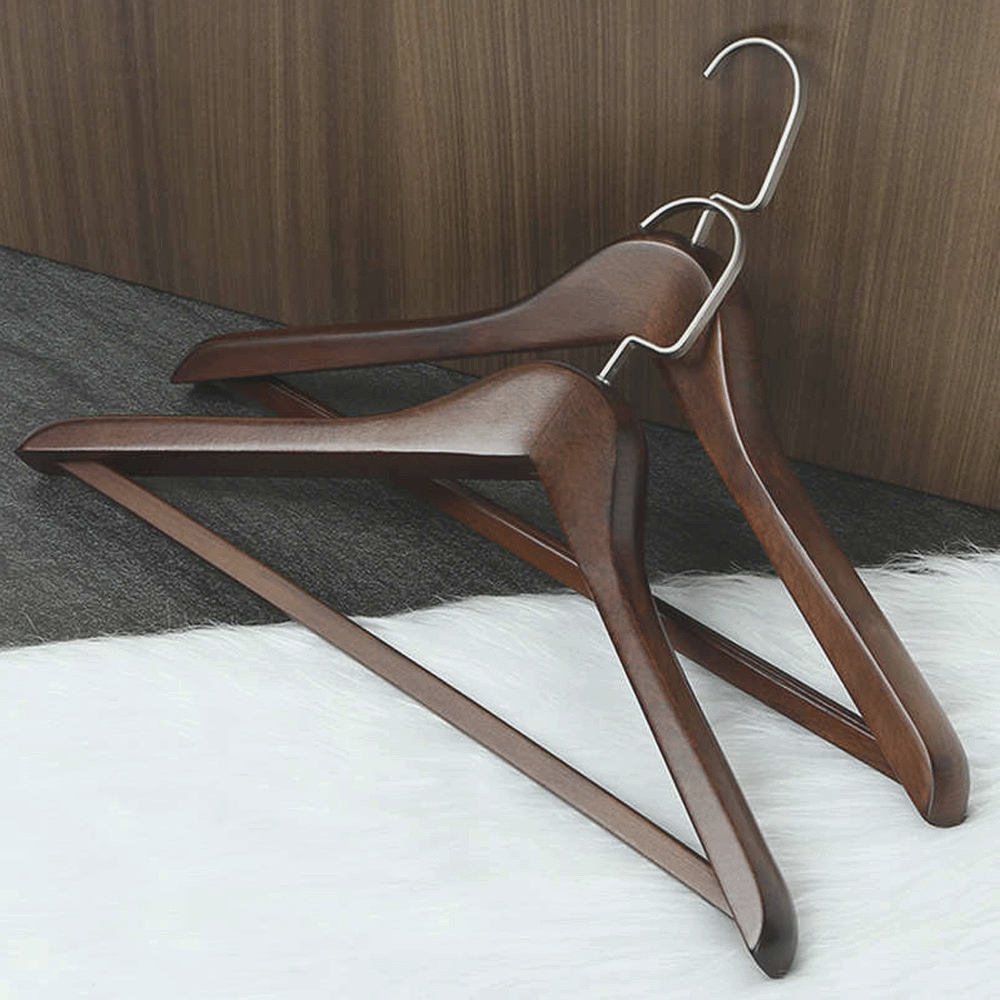WOODEN CLOTHES HANGER 44.5x3cm